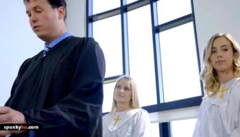 Julia Ann caught her stepdaughter Nicole Aniston cheating on her husband-to-be