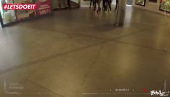 Real arab milf getting a good pussy drilling